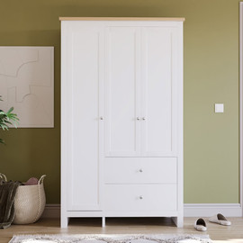 Twins design ארון בגדים 3 דלתות ו־2 מגירות דגם גיא מבית Twins Design