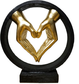 ORO פסל אומנותי "ידיים יוצרות לב מוזהב"