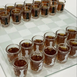 ORO משחק שתיה שחמט שוטים - עשוי מזכוכית 34X34