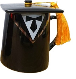 ORO ספל סיום לימודים עם מכסה בעיצוב כובע בוגר – Graduation Mug - צהוב