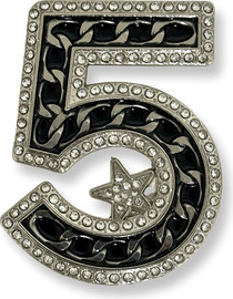 Ronari סיכת אמירה “5” בגימור כסף ושחור צ’ארם