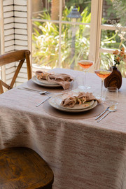 CASA BELLA מפת שולחן ונציה ורוד