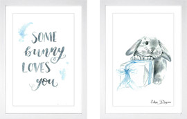 Eden Dayan סט זוג ציורי ארנב ומתנה "Some bunny loves you" מסגרת לבנה גודל A3