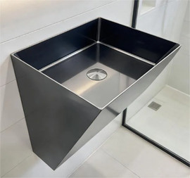 חרסינה כיור רחצה מלבני תלוי עשוי מנירוסטה רוחב 40 ס"מ ועומק 31 ס"מ צבע גרפיט מט PVD בלי חור לברז דגם H-5463
