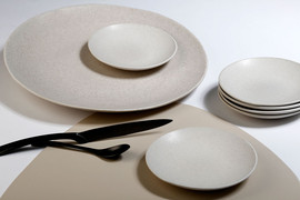 B-DECOR סט צלחות עוגה והגשה 8 חלקים STONE WARY CREAM+DOP