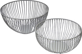 REQUIRD זוג סלסלות רשת מתכת 30X30X15 26X26X13 בצבע שמנת