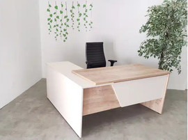 Office Royal שולחן משרדי עם שלוחה דגם אודיסה – EDUSSA - רוחב-140-סמ