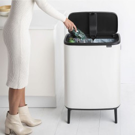 Brabantia פח אשפה למטבח BO טאץ עם הפרדה 30+30 ליטר לבן