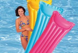 INTEX מזרון מתנפח צף INTEX במגוון צבעים כולל כרית ראש מובנית, דגם 59703