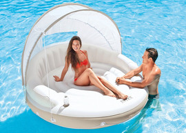 INTEX כורסת צדפה זוגית מתנפחת צפה INTEX הכוללת צילון הניתן להסרה, משענת גב ו-2 מחזיקי כוסות, דגם 58292