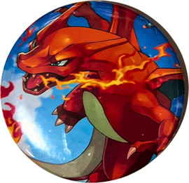 פוקימון סיכת פוקימון צ’אריזארד בגודל 58 מ״מ – Charizard Pokémon Badge