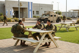 פסים שולחן קקל LARGE