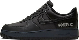 NIKE נעלי סניקרס Nike לנשים דגם Air Force 1 Low Gore-Tex