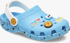 Crocs Crocs Toddlers’ Cookie Monster Classic Clog - כפכפי קלוג קרוקס בעיצוב עוגיפלצת מרחוב סומסום לילדים בצבע תכלת