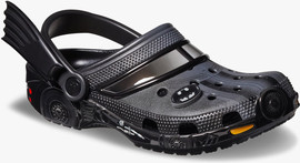 Crocs Crocs Batman Batmobile Classic Clog -  כפכפי קרוקס באטמן בעיטור כנפי עטלף בצבע שחור