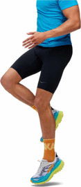 Hoka Novafly Half Tight טייץ ריצה קצר לגברים הוקה