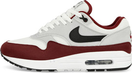 NIKE נעלי סניקרס לגברים Nike דגם Air Max 1