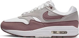 NIKE נעלי סניקרס Nike לנשים דגם Air Max 1