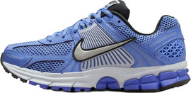 NIKE נעלי סניקרס Nike לנשים דגם Air Zoom Vomero 5