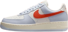 NIKE נעלי סניקרס Nike לנשים דגם Air Force 1