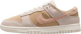 NIKE נעלי סניקרס Nike לנשים דגם Dunk Low