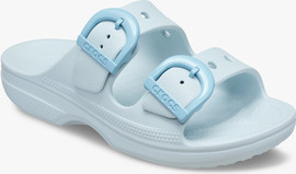 Crocs Crocs Saturday Enamel Buckle Sandal - כפכפי קרוקס לנשים בצבע קרח מאודה