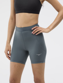 Hoka HOKA Novafly 6'' Knit Short - מכנסי ריצה והליכה לנשים נובה פליי בצבע נייבי דהוי