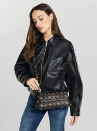 GUESS תיק Guess Emelie Logo Flap Crossbody נשים - גס - Brown