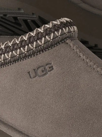 UGG כפכפי UGG Tazz II נשים