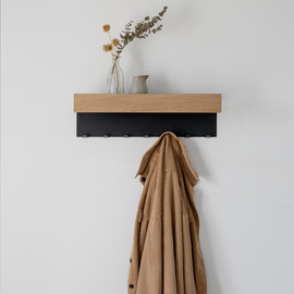 COLLECTIE מתלה עם מדף - PLANK HANGER בצבע פחם