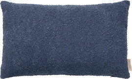 Blomus כרית מילוי נוצות 30X50 כחול BOUCLE Cushion Midnight Blue