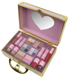 מרק קווינס מזוודת איפור SWEETHEART