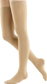Bauerfeind גרבי לחץ רפואיות VenoTrain Soft - Bauerfeind גרמניה – מעל הברך AG LONG, קצה פתוח, דרגת לחץ 2, צבע קרמל