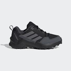 Adidas אדידס נעלי נוער להרים עם שרוכים סוליית קוצים בצבע שחור (Terrex AX4r Hiking Shoes)