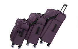 It Luggage סט 3 מזוודות בד במשקל נוצה דגם Simultaneous מבית IT Luggage – גדלים 30/25/20 אינץ’ – בצבע שחור