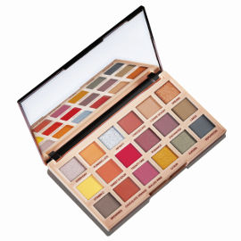 MAKEUP REVOLUTION קולקציית SOPH פלטת צלליות אקסטרא