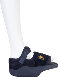 Medical brace נעל דרקו DARCO רגילה לאחר ניתוח עם הגבהה קדמית – הפחתת עומס באצבעות הרגל
