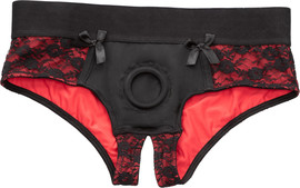 CalExotics תחתון רתמה איכותי עם פתח ודילדו שחור Scandal
