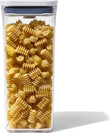 OXO קופסת אחסון למטבח ריבוע קטן בינוני 1.6 ליטר OXO POP