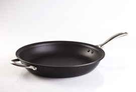 ARCOSTEEL מחבת 32 ס"מ אטלס - ARCOSTEEL