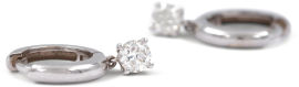 My-D Jewelry עגילי חישוק זהב לבן עם תליון נופל משובץ יהלום