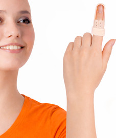 Orthowell סד אצבע פלסטיק/אצבעון – קיבוע אצבע והגנה