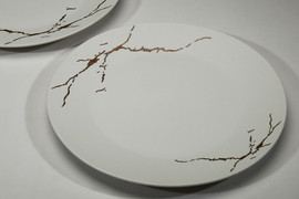 B-DECOR סט מנה עיקרית שיש לבן NEW BON CHINA SLMPEL MOKA 26 ס"מ מוקה