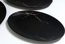B-DECOR פלטה אובלית שיש שחור 32.5 ס"מ SLMPEL MOKA NEW BONE CHINA