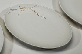 B-DECOR פלטה אובלית שיש שחור 22.5 ס"מ SLMPEL MOKA NEW BONE CHINA
