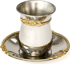 DREAM CHEF כוס קידוש QUEENAN NICKEL GOLD מעוצב באיכות גבוהה, בעל מראה רך, נקי ואלגנטי.