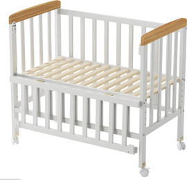 Superbaby עריסת תינוק אוריה פלוס מתחברת למיטת הורים עם דופן פתיחה/סגירה מהירה - לבן/טבעי