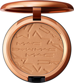MAC SKINFINISH SUNSTRUCK ברונזר בגימור מאט למראה שזוף - MATTE LIGHT GOLDEN