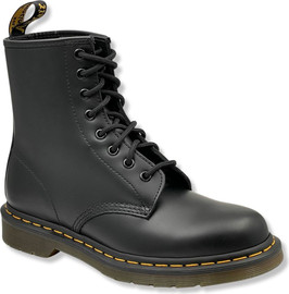 Dr. Martens מגפי דר מרטינס Dr Martens 1460 בצבע שחור