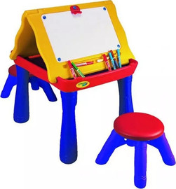 Crayola שולחן פעילות יצירה 3 ב-1 - שולחן, לוח מחיק ולוח גיר